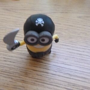 THINKWAY MINON 1.5 IN PIRATE GEAR w/SWORD